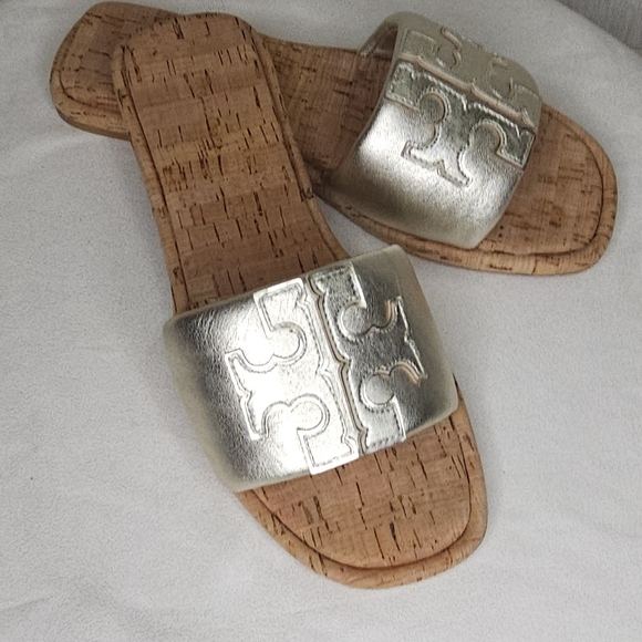 Tory Burch Gold and Silver Metallic Sandals with Cork Sole - Picture 5 of 8